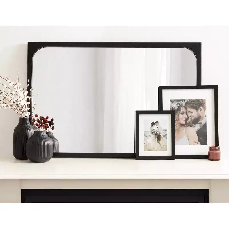 Miroir mural encadré Kenai de 24 x 36 po par Kate & Laurel All Things Decor