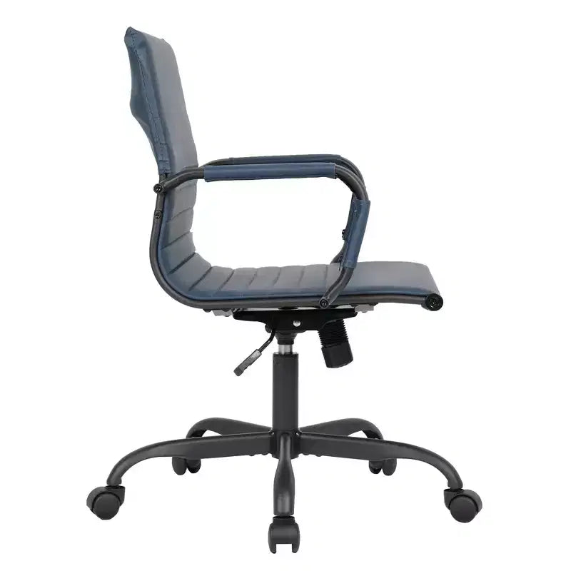 Chaise de bureau LeisureMod Harris noire en similicuir nervuré - Base pivotante en fer noir mat - Siège de conférence et de bureau moderne