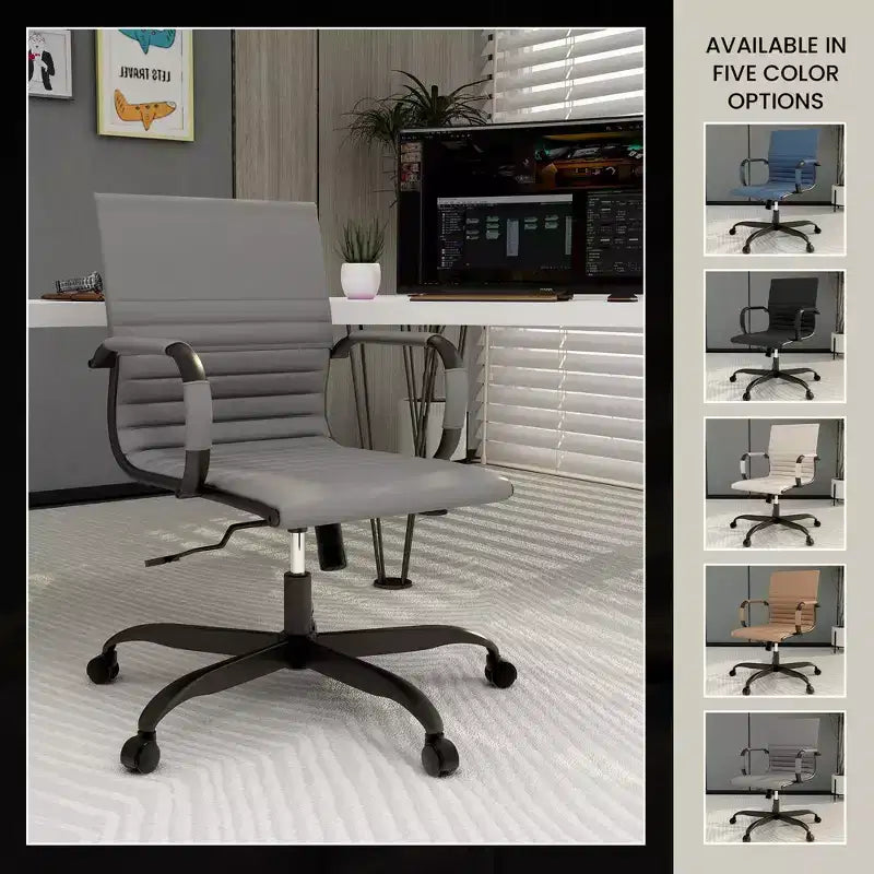 Chaise de bureau LeisureMod Harris noire en similicuir nervuré - Base pivotante en fer noir mat - Siège de conférence et de bureau moderne