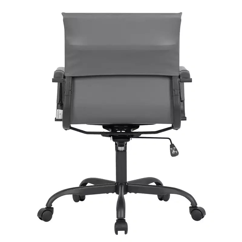 Chaise de bureau LeisureMod Harris noire en similicuir nervuré - Base pivotante en fer noir mat - Siège de conférence et de bureau moderne