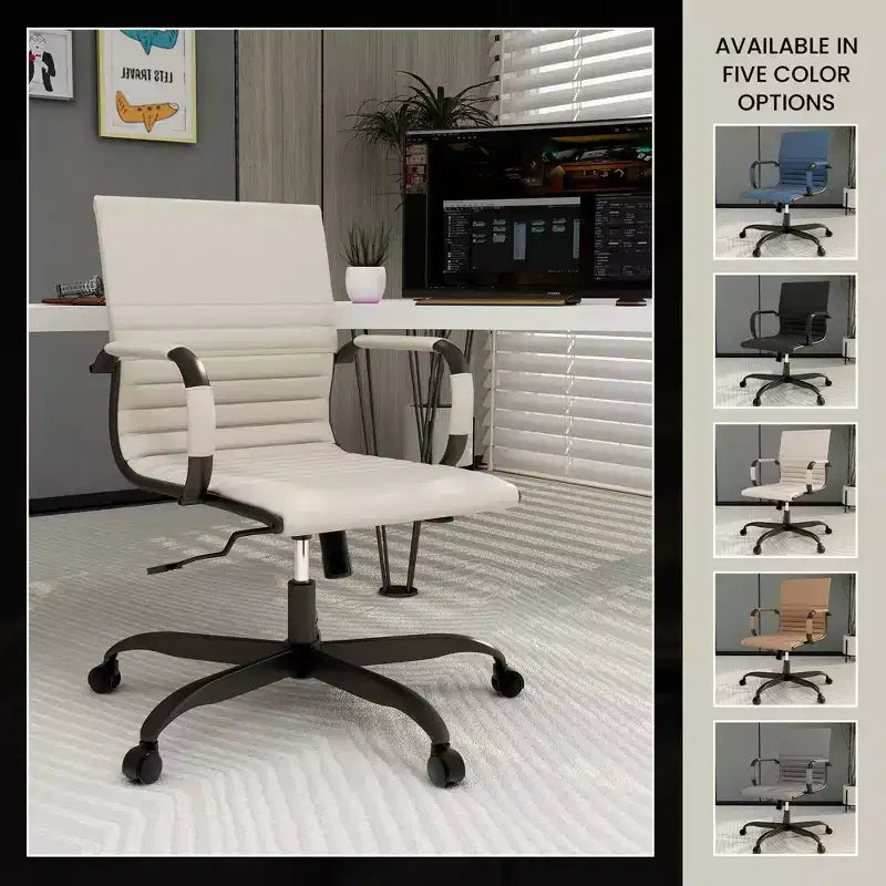Chaise de bureau LeisureMod Harris noire en similicuir nervuré - Base pivotante en fer noir mat - Siège de conférence et de bureau moderne
