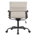 Chaise de bureau LeisureMod Harris noire en similicuir nervuré - Base pivotante en fer noir mat - Siège de conférence et de bureau moderne