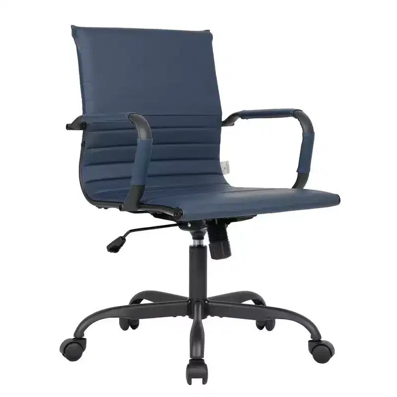 Chaise de bureau LeisureMod Harris noire en similicuir nervuré - Base pivotante en fer noir mat - Siège de conférence et de bureau moderne