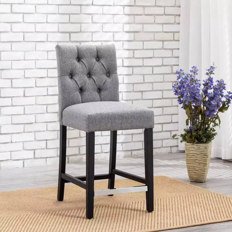 Tabouret de comptoir tufté en tissu de lin 24 po WestinTrends, gris
