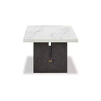 Table basse rectangulaire traditionnelle Burkhaus de Signature Design by Ashley avec plateau en marbre, marron foncé et blanc