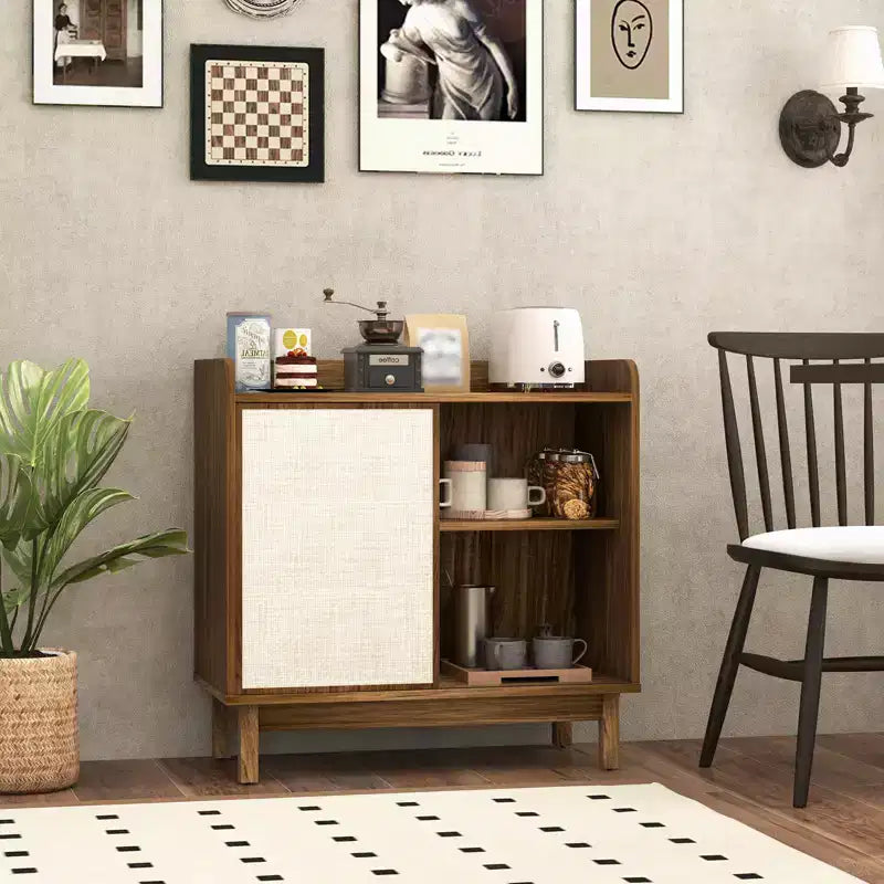 Buffet de rangement Costway en rotin avec portes coulissantes et 2 étagères réglables style ferme