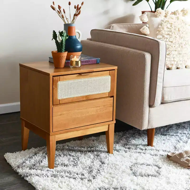 Table de chevet Storied Home Crawford en bois massif avec 2 tiroirs de rangement