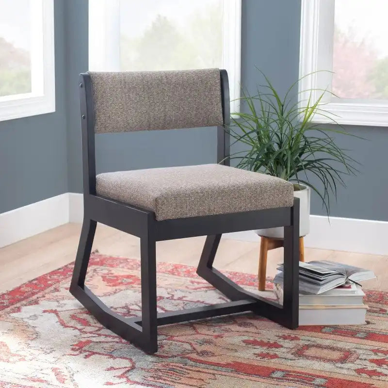Fauteuil d'appoint Clyde en bois massif noir, piètement luge