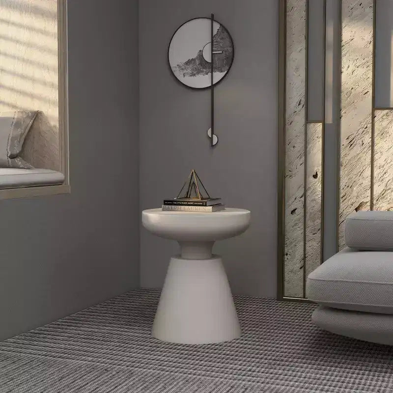 Table d'appoint ronde moderne sur pied LeisureMod Isle en pierre reconstituée
