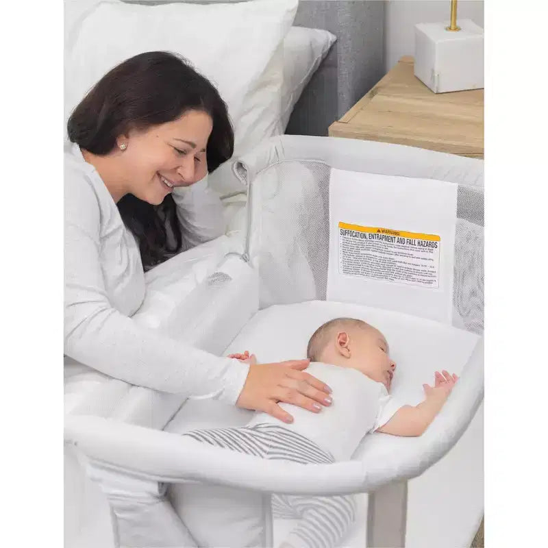 Baby Delight Beside Me Dreamer Moïse et lit de chevet