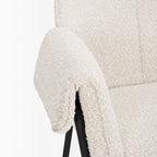 Chaise de salle à manger Brently avec tissu bouclé crème et pieds en métal noir mat