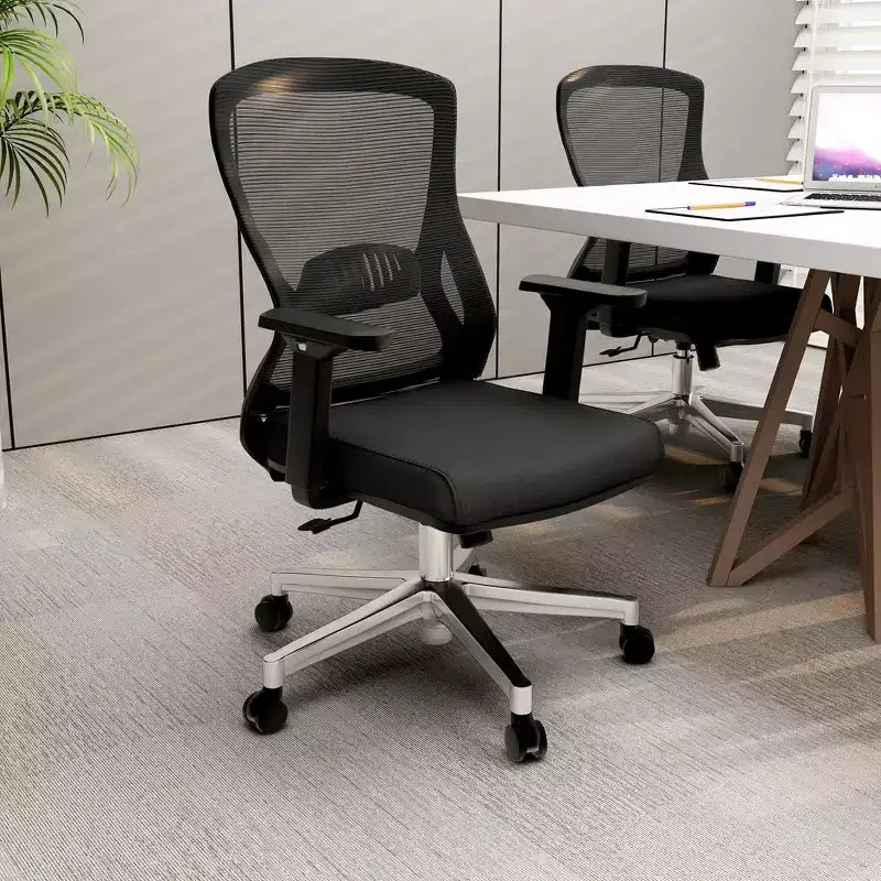Chaise de bureau ergonomique en maille LeisureMod Adorit - Accoudoirs et soutien lombaire réglables - Chaise d'ordinateur pivotante à dossier moyen