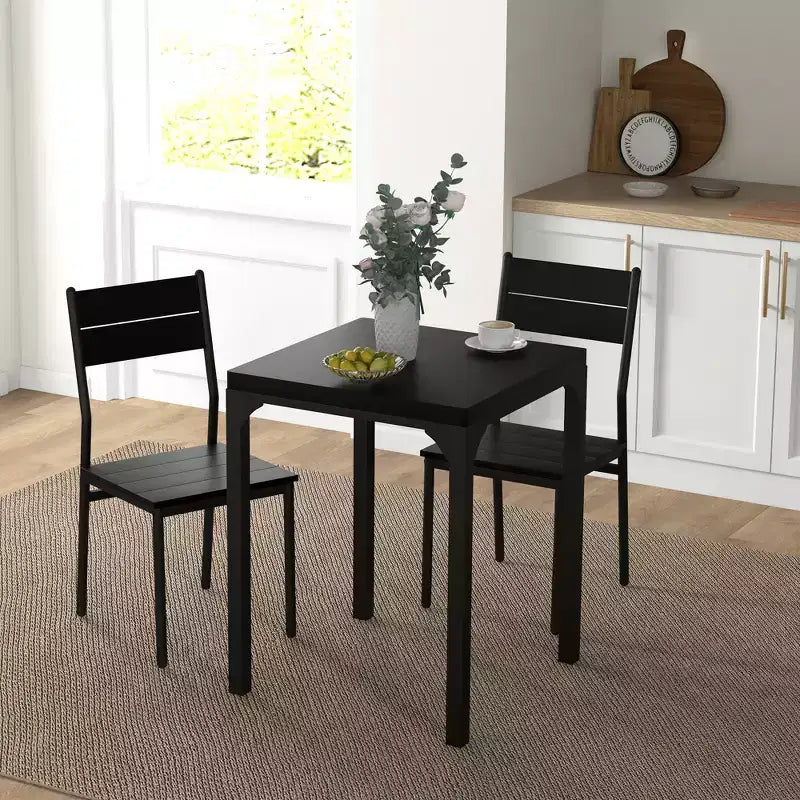 Ensemble de salle à manger 3 pièces HOMCOM avec 2 chaises assorties et design polyvalent pour petits espaces