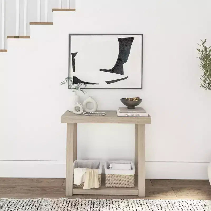 Console en bois massif Plank+Beam 36 avec rangement, table de canapé style ferme classique avec étagère, table d'entrée étroite pour couloir