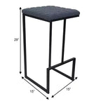 LeisureMod Quincy Tabouret de bar moderne en cuir matelassé, cadre en métal noir, hauteur comptoir pour îlot de cuisine et sièges de comptoir, lot de 2