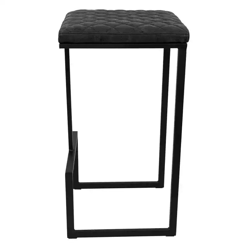 LeisureMod Quincy Tabouret de bar moderne en cuir matelassé, cadre en métal noir, hauteur comptoir pour îlot de cuisine et sièges de comptoir, lot de 2