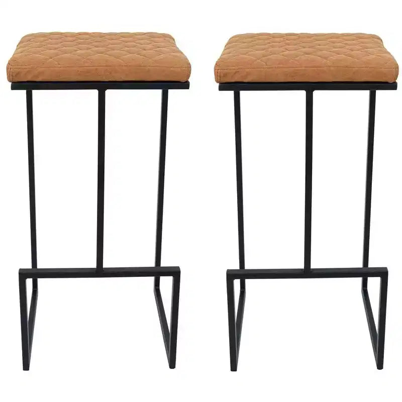 LeisureMod Quincy Tabouret de bar moderne en cuir matelassé, cadre en métal noir, hauteur comptoir pour îlot de cuisine et sièges de comptoir, lot de 2