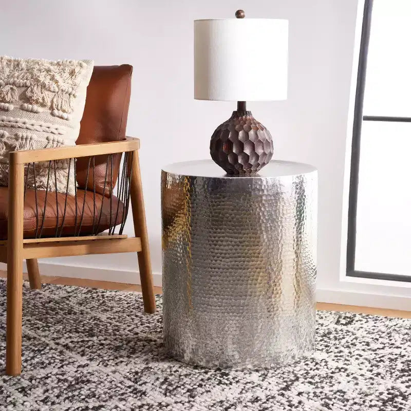 Table d'appoint martelée Polonium - FOX5502 - Safavieh Couture