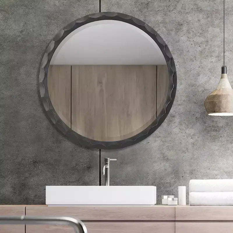 Miroir rond Uttermost à bord festonné