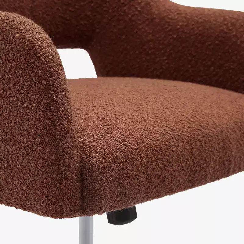 Chaise de bureau pivotante Mid-Century Moderne Genevieve WestinTrends avec roulettes (lot de 2), orange rouille