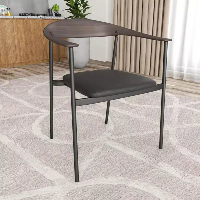 Lot de 2 chaises de salle à manger modernes Kora LeisureMod en similicuir rembourré avec pieds en acier, confortables et élégantes pour salles à manger et cuisines