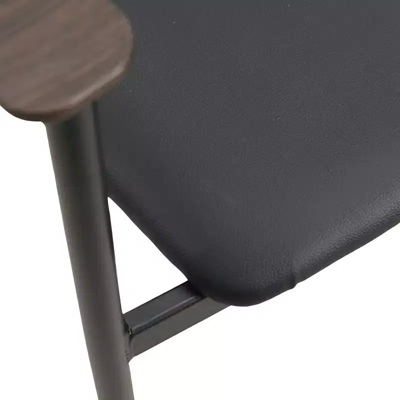 Lot de 2 chaises de salle à manger modernes Kora LeisureMod en similicuir rembourré avec pieds en acier, confortables et élégantes pour salles à manger et cuisines