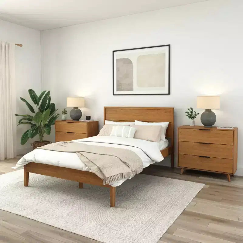 Lit King en bois massif Plank+Beam Duo avec tête de lit à panneaux, aucun sommier tapissier requis
