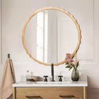 LuxenHome Miroir mural rond de 31,5 po en bois naturel avec cadre festonné, miroir décoratif mural ondulé pour salle de bain, chambre, entrée, marron
