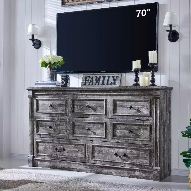 Commode de chambre Sincido à 8 tiroirs, commode haute de 155 cm de style ferme avec colonnes romaines