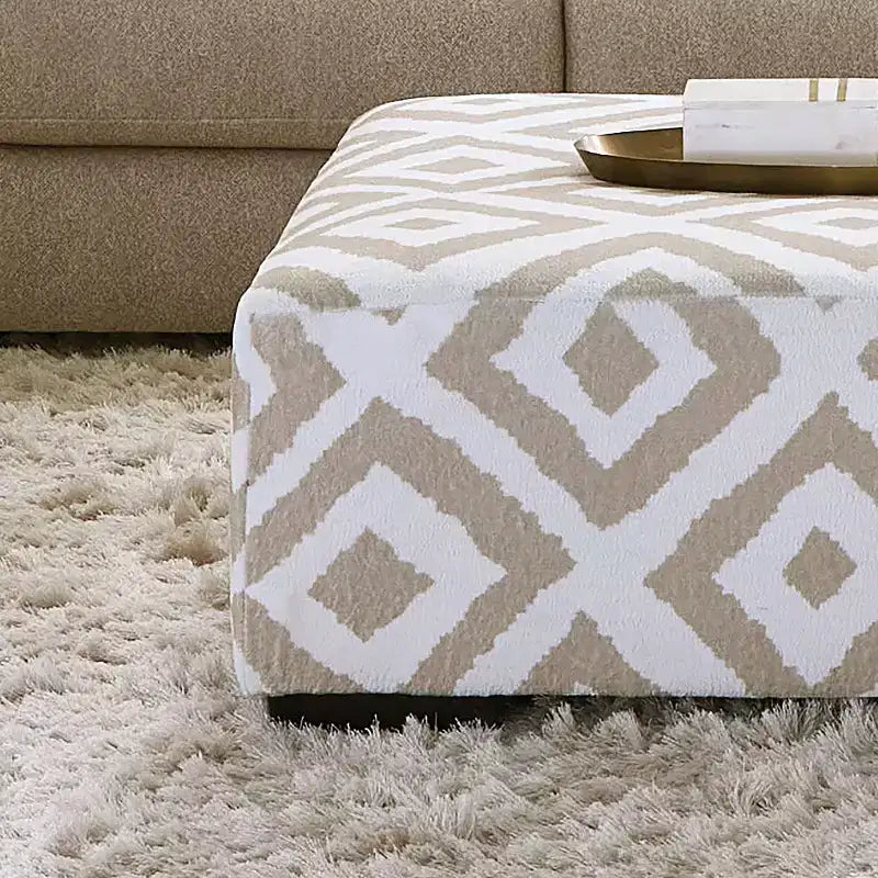MAISON : Intérieur et Extérieur – Pouf carré rembourré Telven 41 po