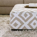 MAISON : Intérieur et Extérieur – Pouf carré rembourré Telven 41 po