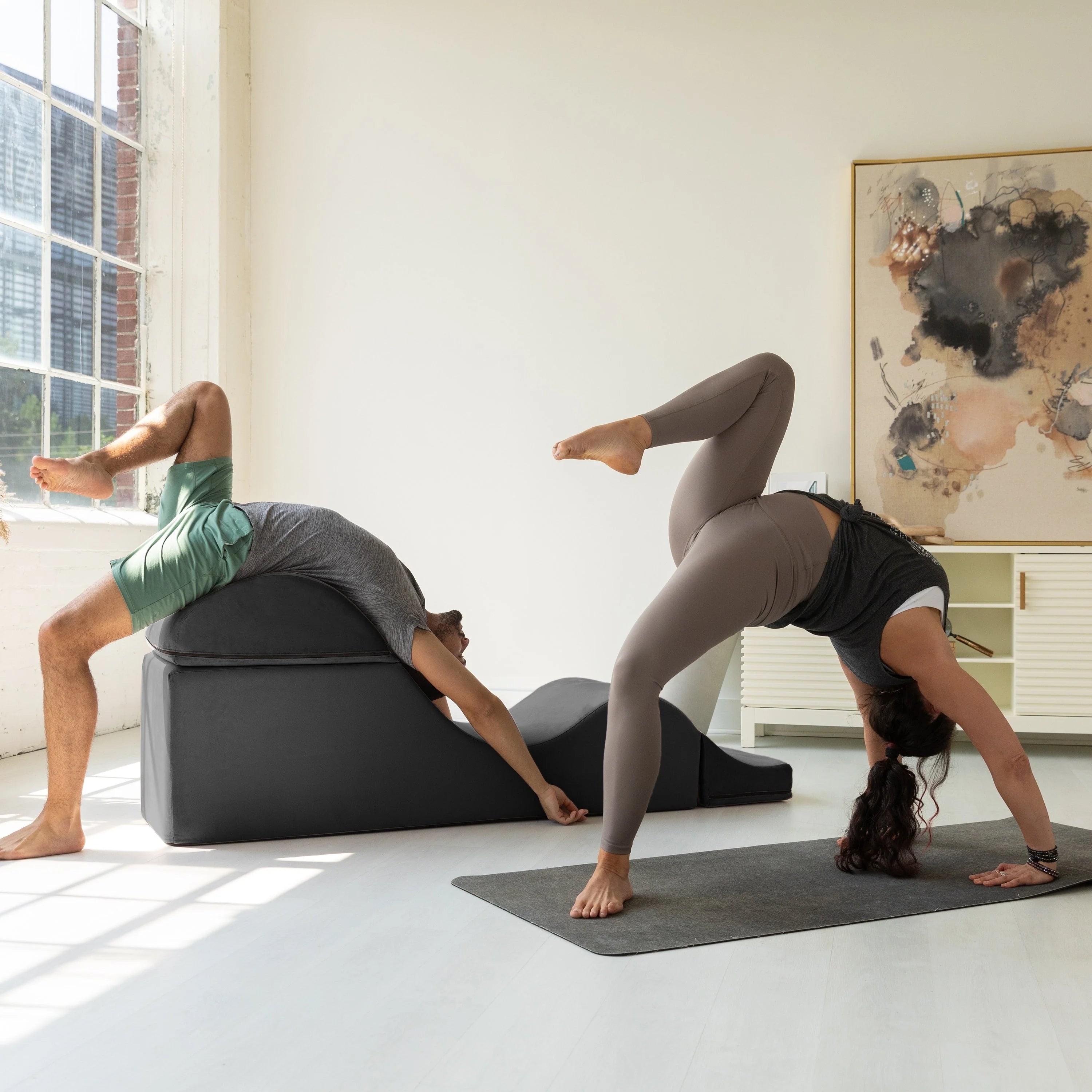 Avana Kami Convertible Chaise / Yoga & Massage - 2-In-1 Ottoman with Concealed Fold Out Yoga Lounge Chair, Microvelvet - N/A